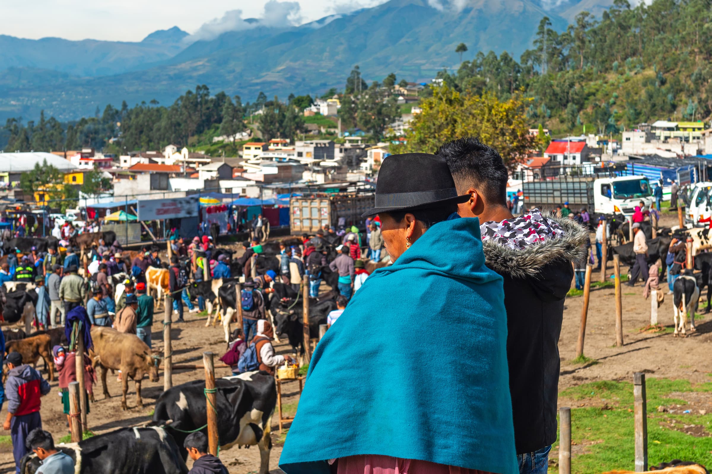 Closing visual from Cotacachi, Ecuador with calm northern Andes atmosphere